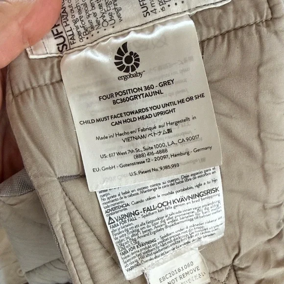 Ergobaby 360 - Picture 2 of 7